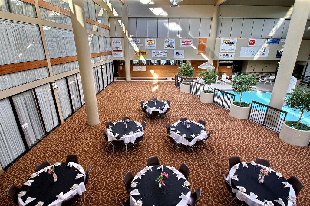 Hotel Muscatine Extérieur photo
